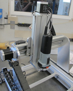 Preview: Hobby-Line 4530 mit Zubehör – neuwertige Vorführmaschine