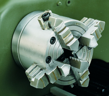 Four-jaw lathe chuck, individually adjustable, for PD 400